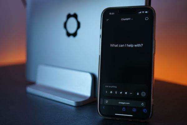 The billion-dollar battle for ChatGPT user attention